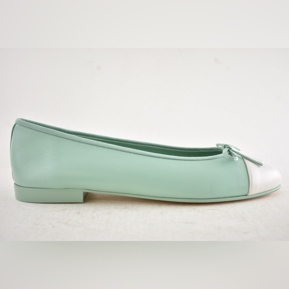 Chanel 26S Mint Green White Lambskin Leather CC Logo Ballet Ballerina Flat 37.5 - Picture 2 of 16
